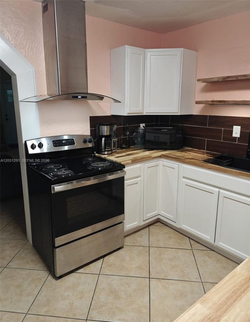 2418 Scott St , Hollywood, FL 33020 Photo