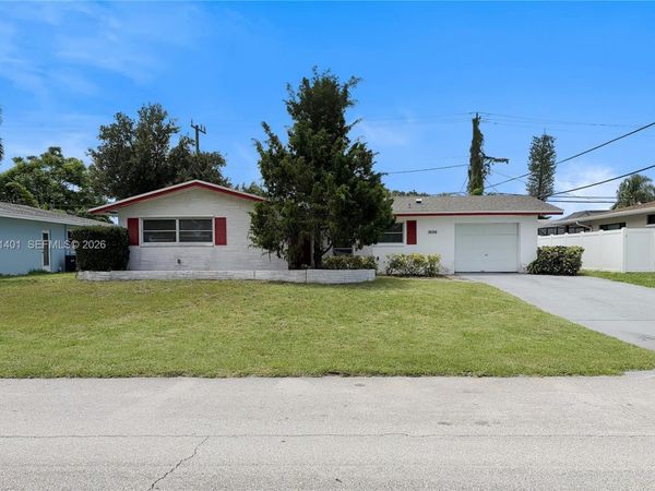 3696 Dogwood Ave, Palm Beach Gardens, FL 33410