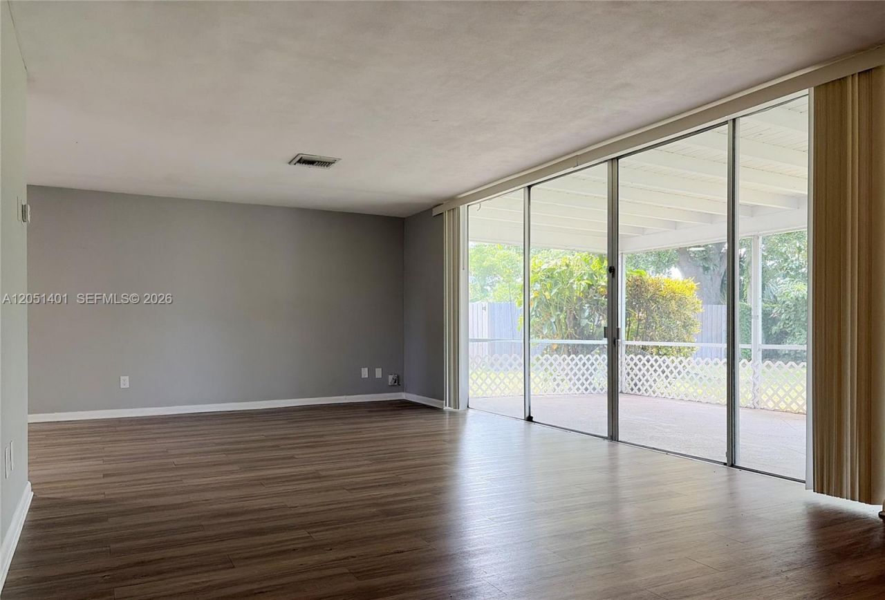 3696 Dogwood Ave, Palm Beach Gardens, FL 33410 Photo