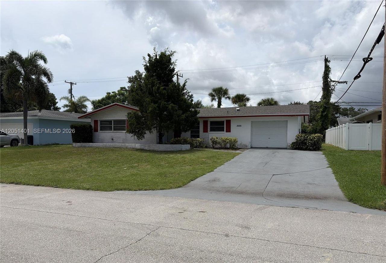 3696 Dogwood Ave , Palm Beach Gardens, FL 33410 Photo