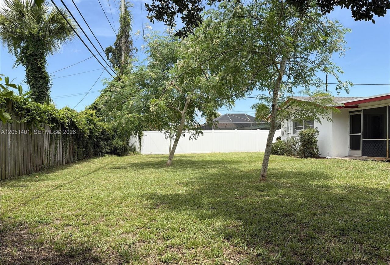 3696 Dogwood Ave , Palm Beach Gardens, FL 33410 Photo
