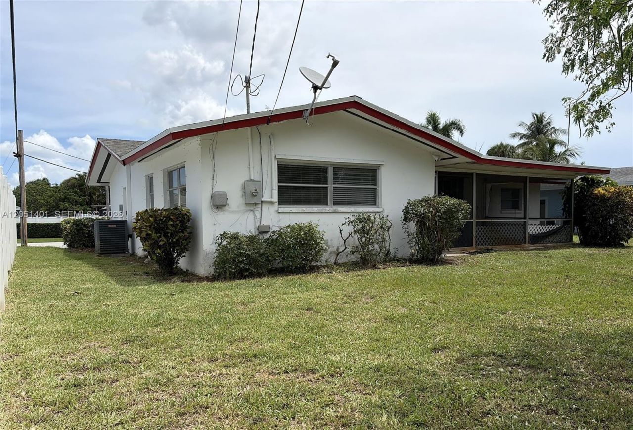 3696 Dogwood Ave , Palm Beach Gardens, FL 33410 Photo