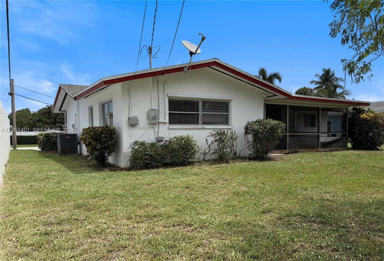 3696 Dogwood Ave, Palm Beach Gardens, FL 33410 Photo