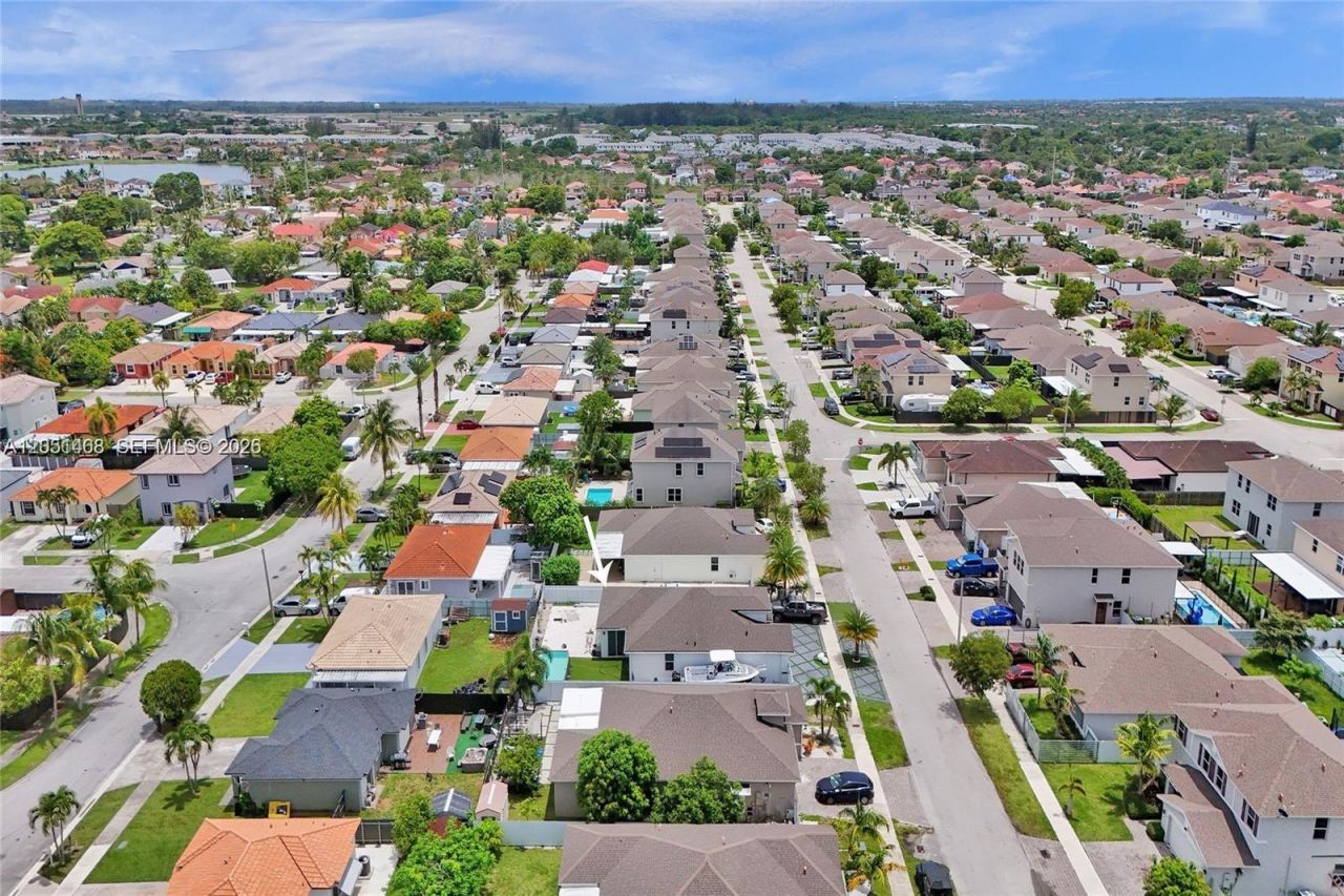 27563 SW 133rd Ave , Homestead, FL 33032 Photo