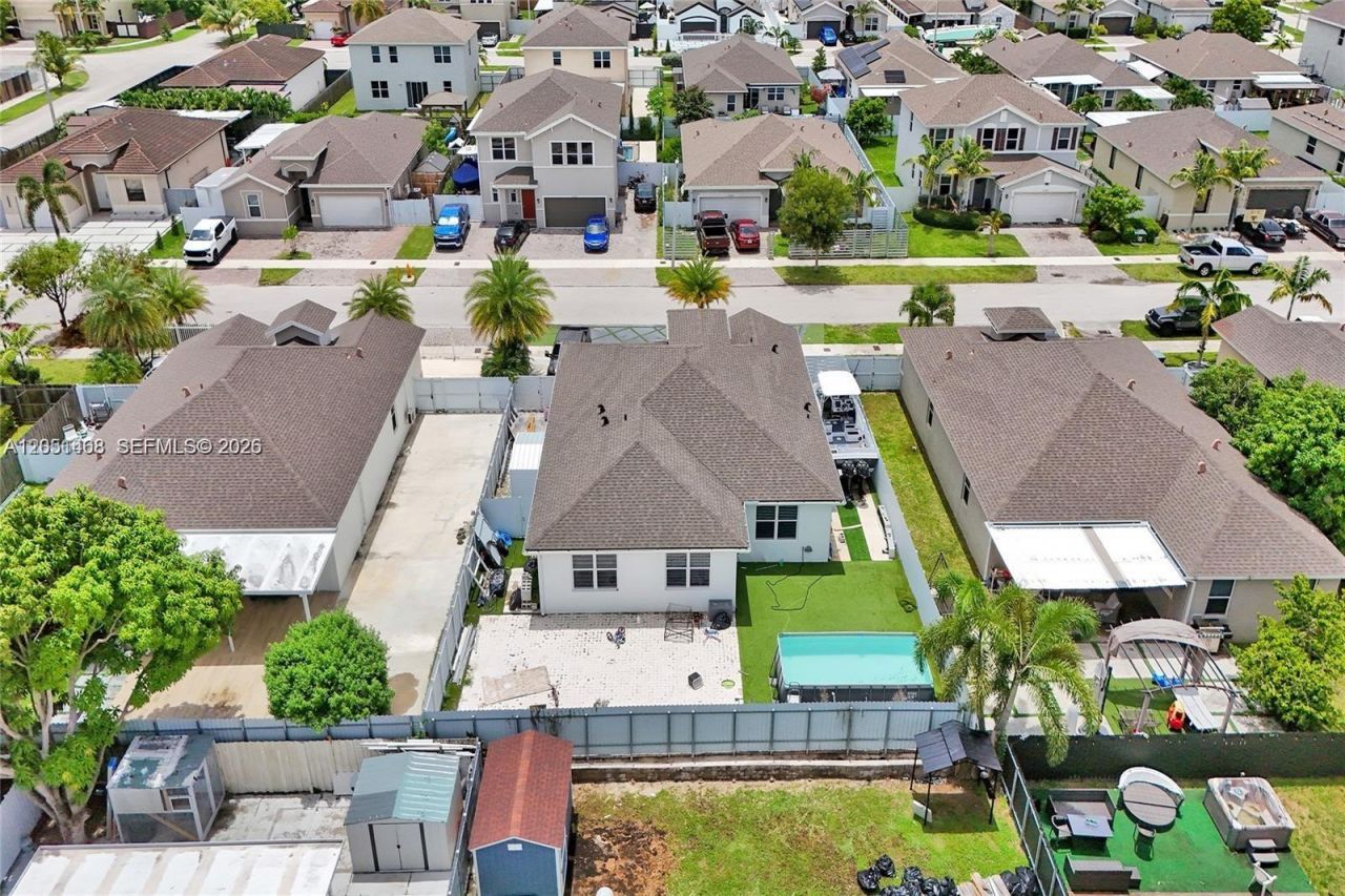 27563 SW 133rd Ave , Homestead, FL 33032 Photo