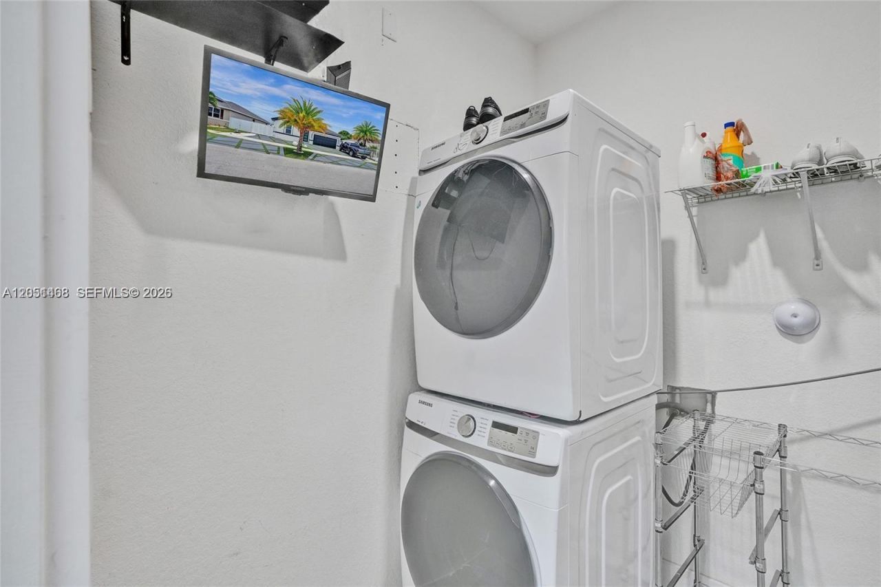 27563 SW 133rd Ave , Homestead, FL 33032 Photo