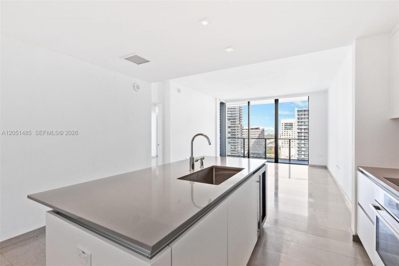 68 SE 6th St, Unit 1706, Miami, FL 33131 Photo
