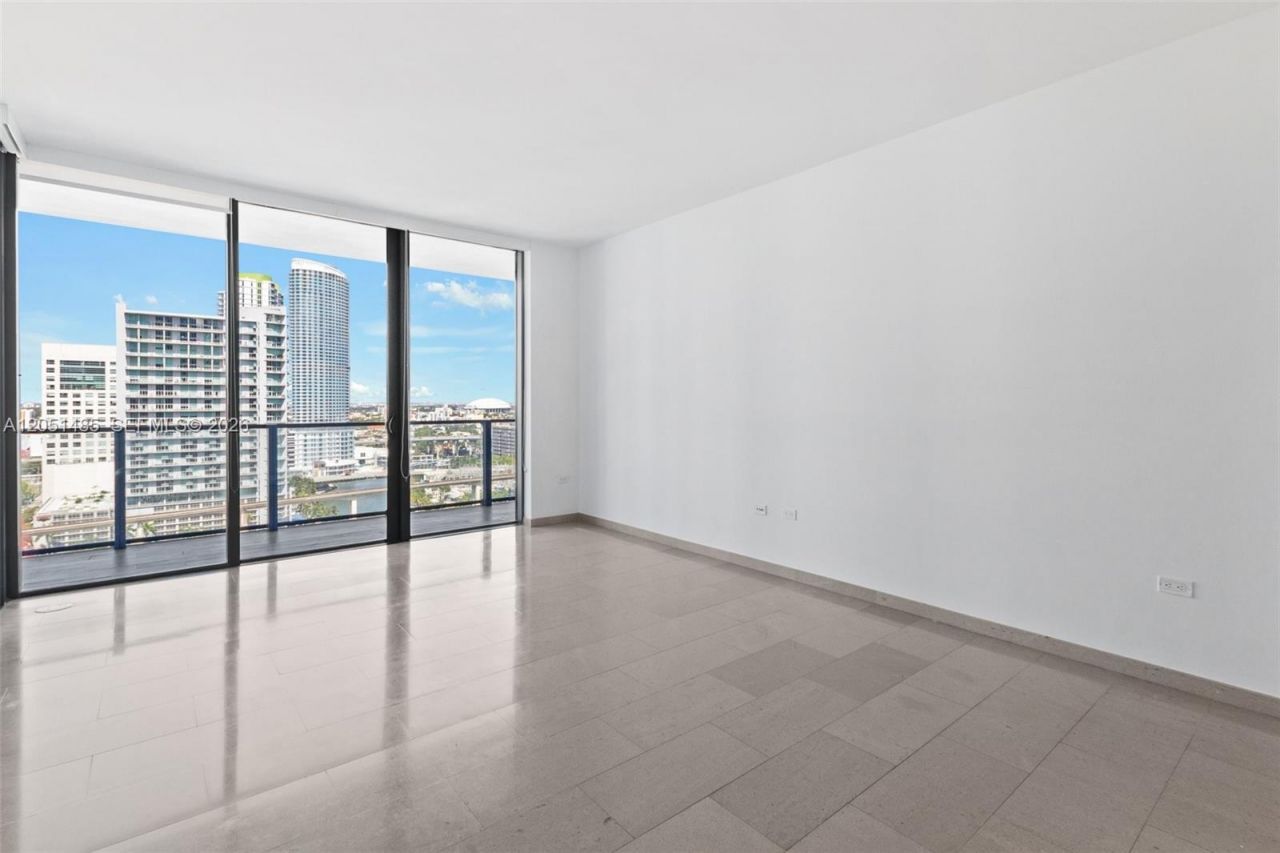 68 SE 6th St, Unit 1706, Miami, FL 33131 Photo