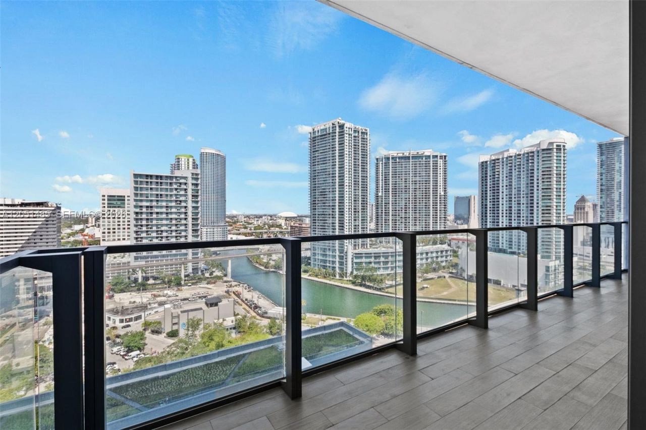 68 SE 6th St, Unit 1706, Miami, FL 33131 Photo