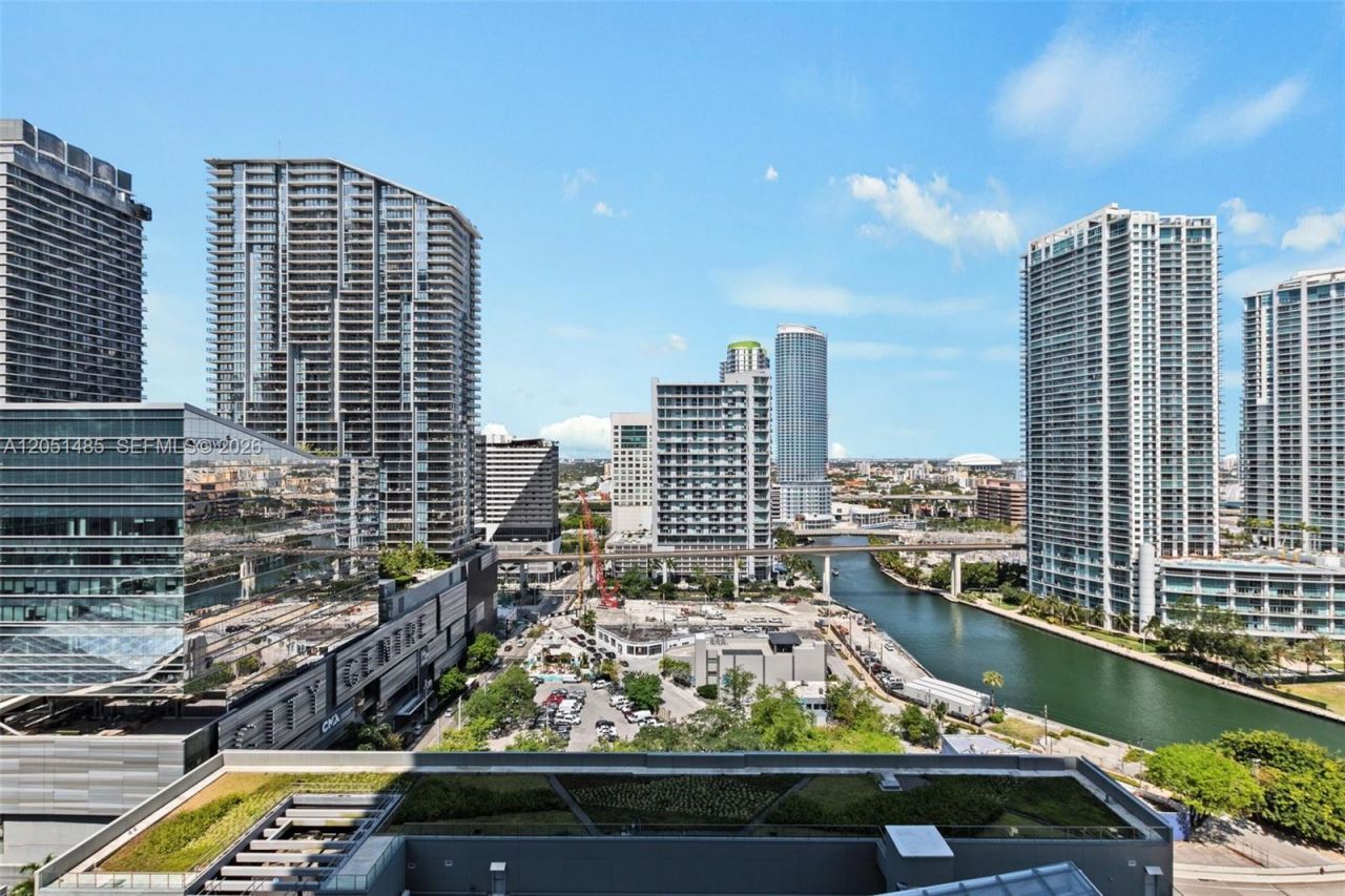 68 SE 6th St, Unit 1706, Miami, FL 33131 Photo