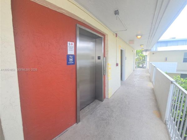 8950 SW 69th Ct , Unit 306, Pinecrest, FL 33156