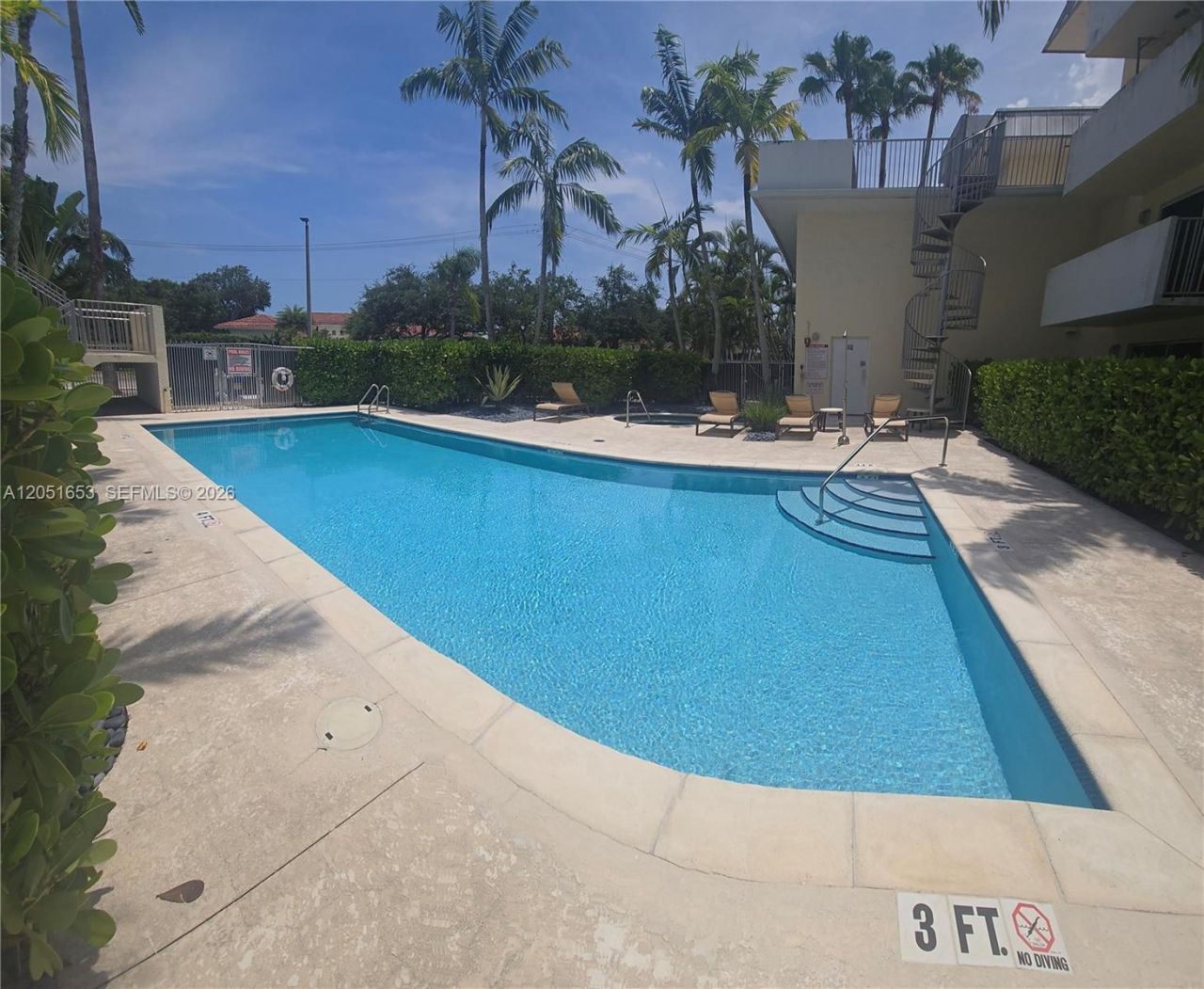 8950 SW 69th Ct, Unit 306, Pinecrest, FL 33156 Photo