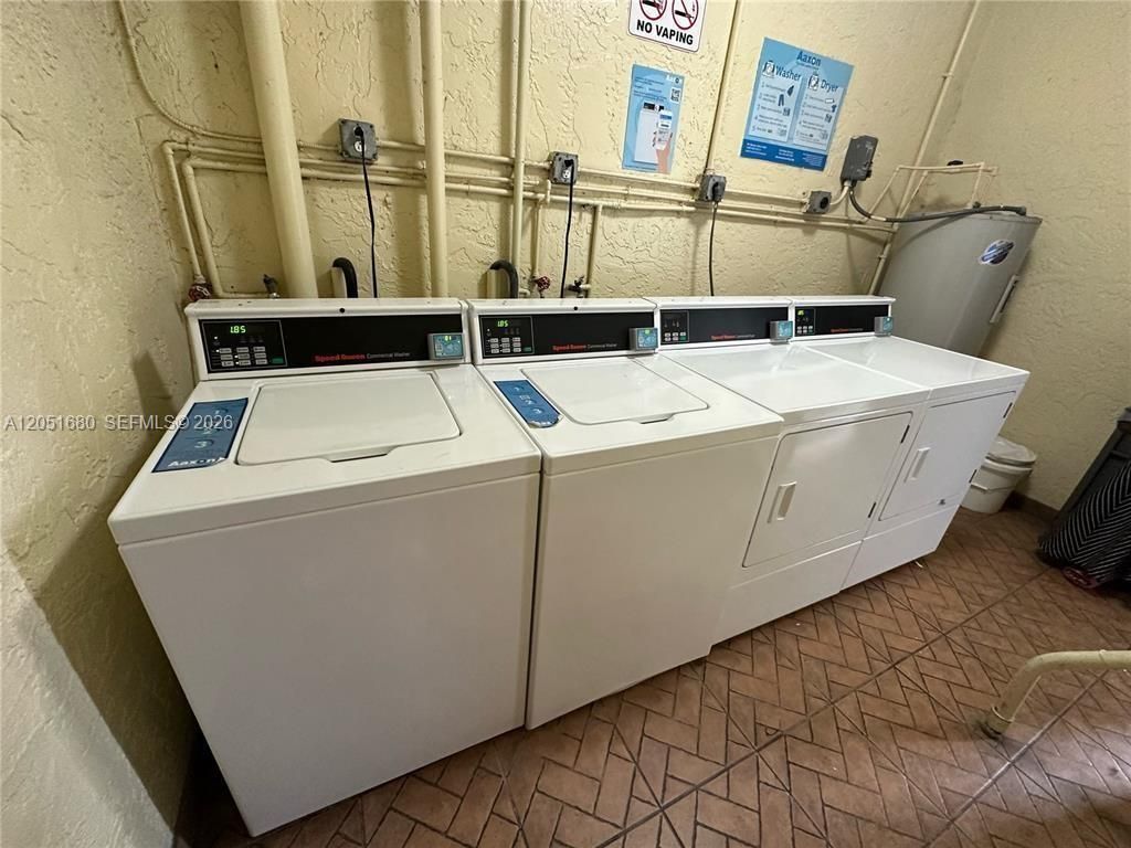 3610 NW 21st St , Unit 206, Lauderdale Lakes, FL 33311 Photo