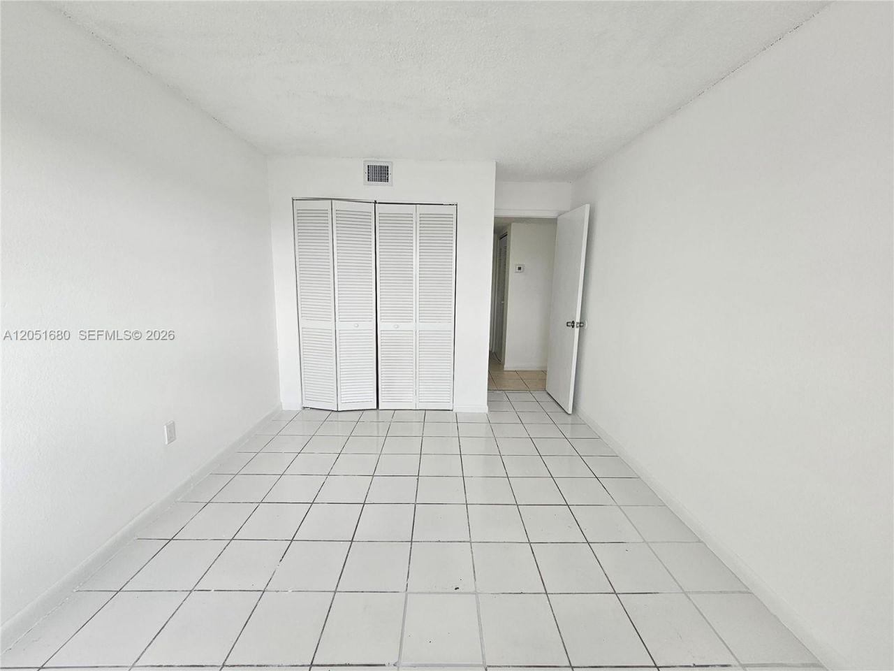 3610 NW 21st St , Unit 206, Lauderdale Lakes, FL 33311 Photo