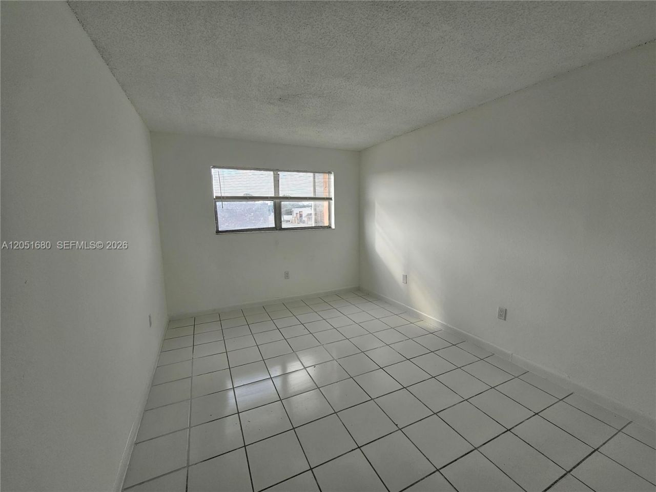 3610 NW 21st St , Unit 206, Lauderdale Lakes, FL 33311 Photo