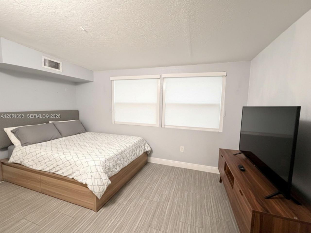 10417 NW 129th St, Unit B, Hialeah Gardens, FL 33018 Photo