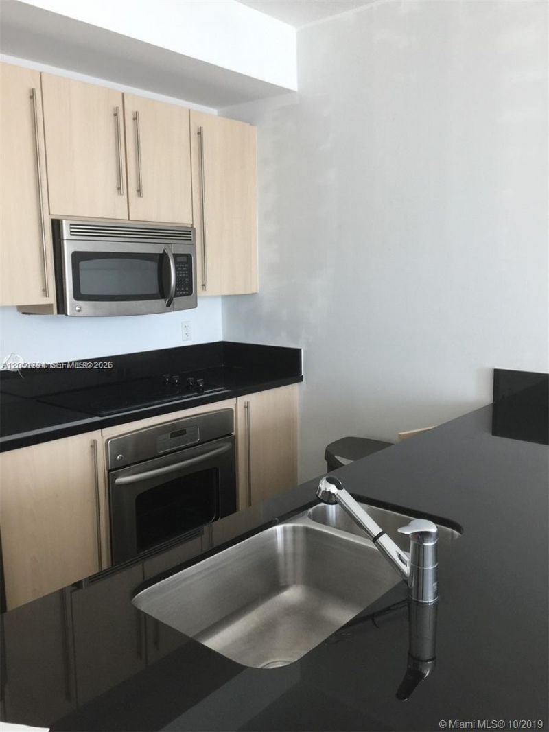 1111 SW 1st Ave , Unit 1724-N, Miami, FL 33130 Photo