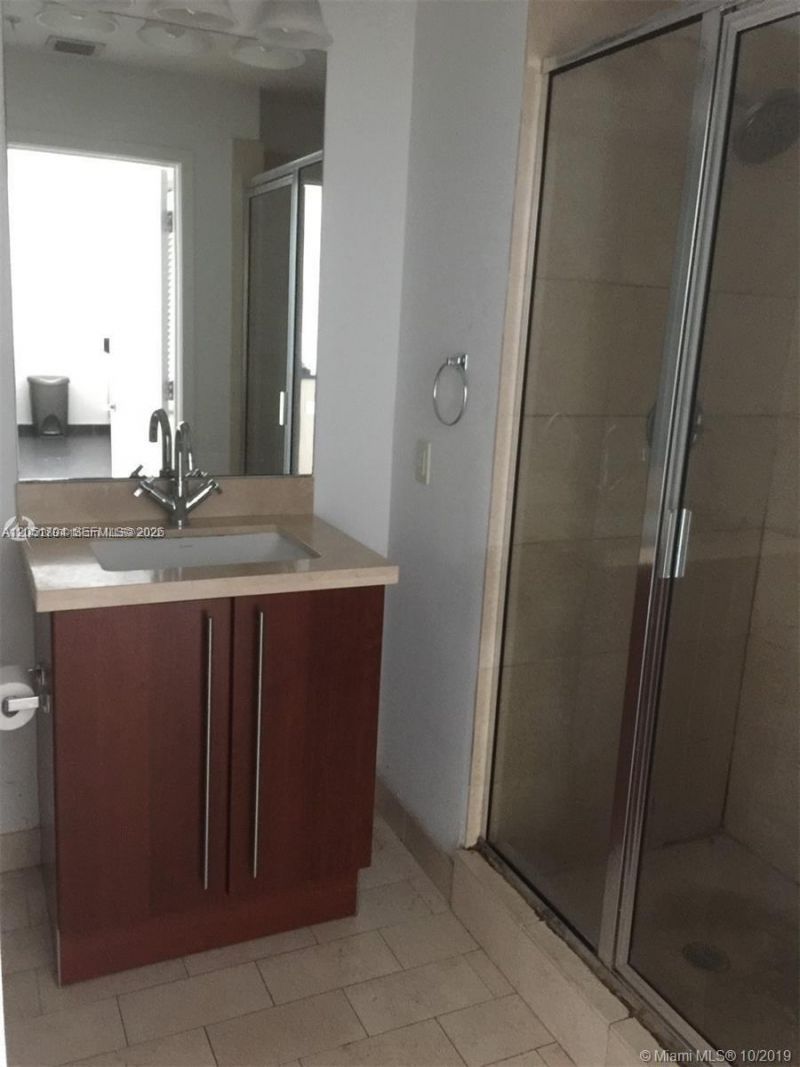 1111 SW 1st Ave , Unit 1724-N, Miami, FL 33130 Photo