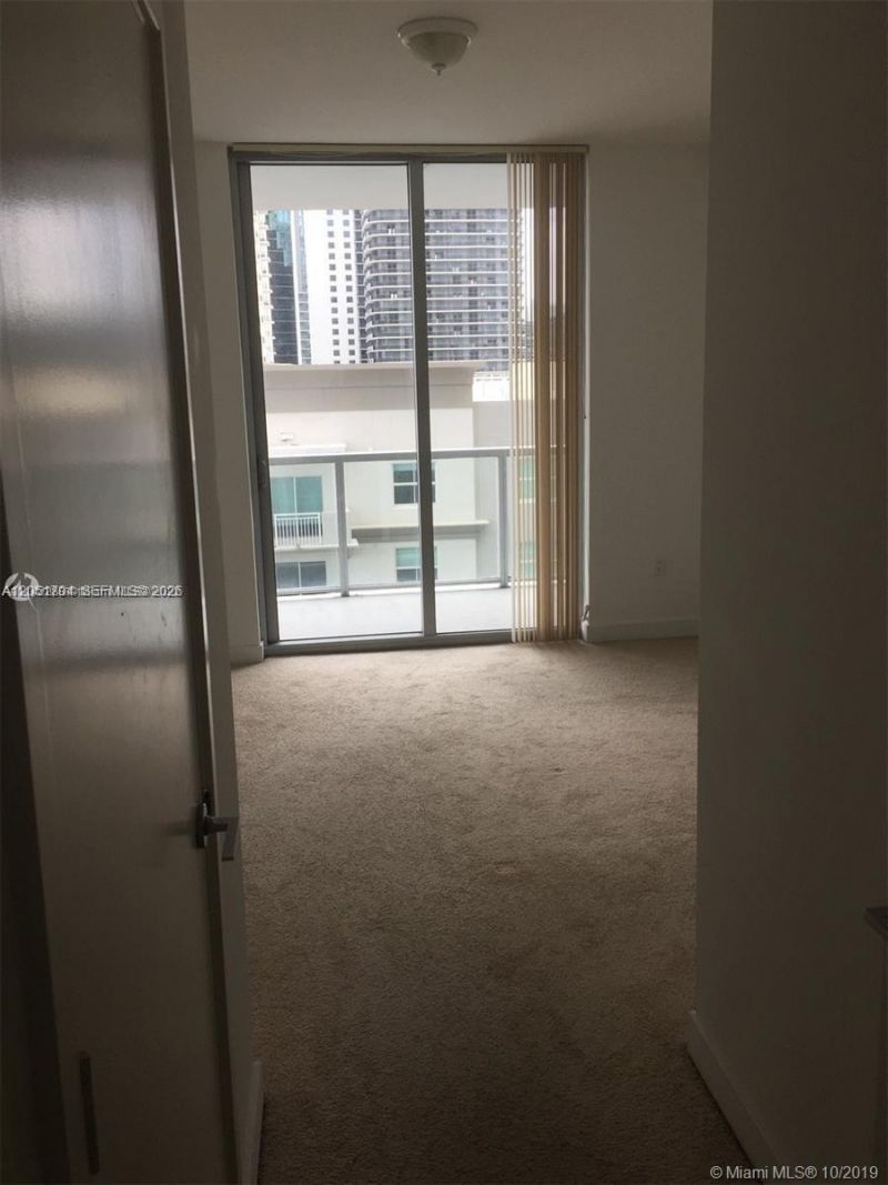1111 SW 1st Ave , Unit 1724-N, Miami, FL 33130 Photo