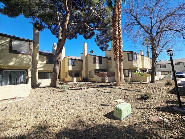 5045 Spencer Street , Unit B, Las Vegas, NV 89119