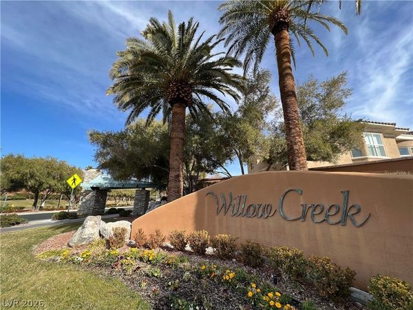 10895 Iris Canyon Lane , Las Vegas, NV 89135