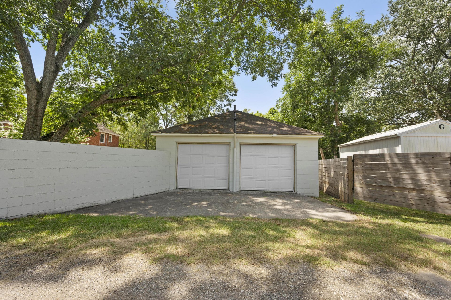 14 Belvue Road Photo 26