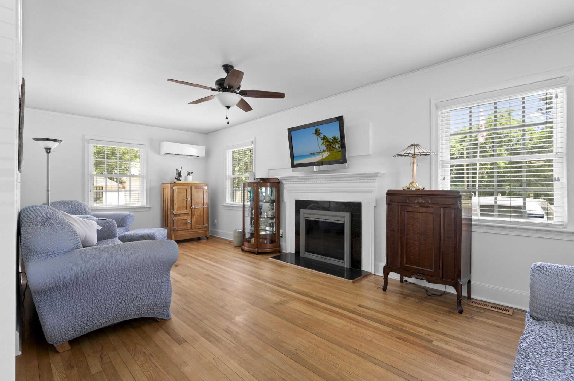 14 Belvue Road Photo 4