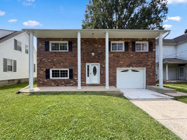 561 Nowlin Avenue, Greendale, IN 47025