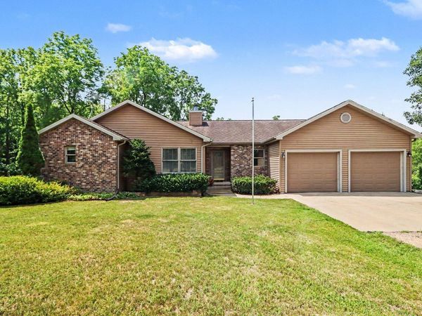 40305 14th Avenue, Bloomingdale, MI 49026