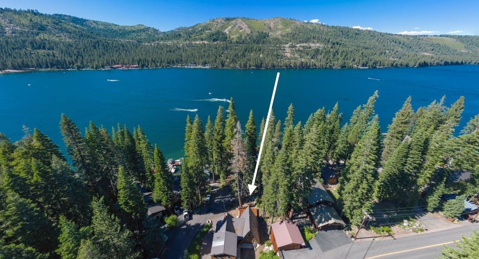 15205 Point Drive , Truckee, CA 96161 Photo