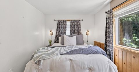 15205 Point Drive , Truckee, CA 96161 Photo