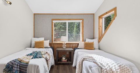 15205 Point Drive , Truckee, CA 96161 Photo