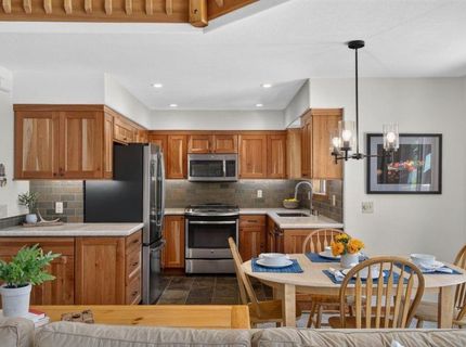 16752 Skislope Way, Truckee, CA 96161 Photo