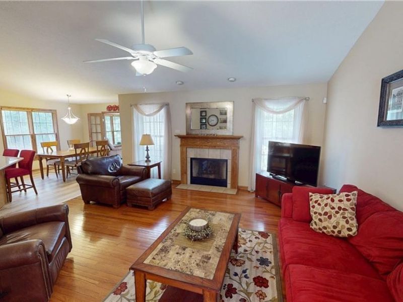 1299 Sheri Drive, Kent, OH 44240 Photo 9