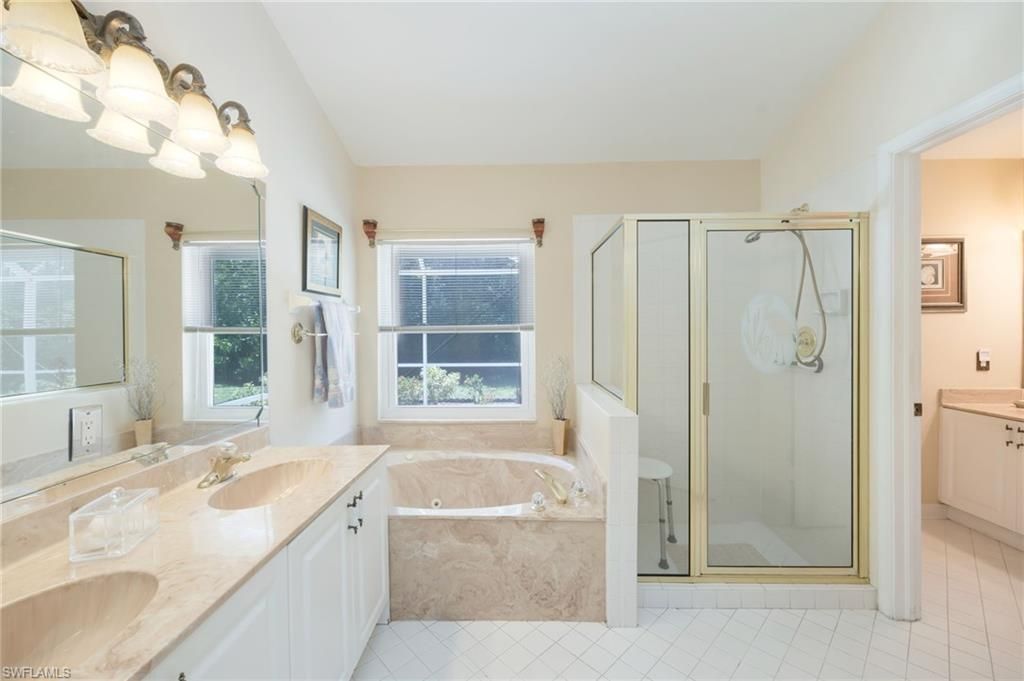 2232 Piccadilly Ct , Naples, FL 34112 Photo