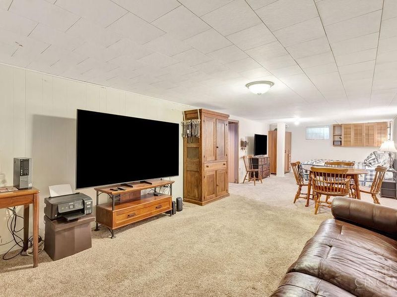 8000 Queens Avenue, Sycamore Township, OH 45236 Photo 17