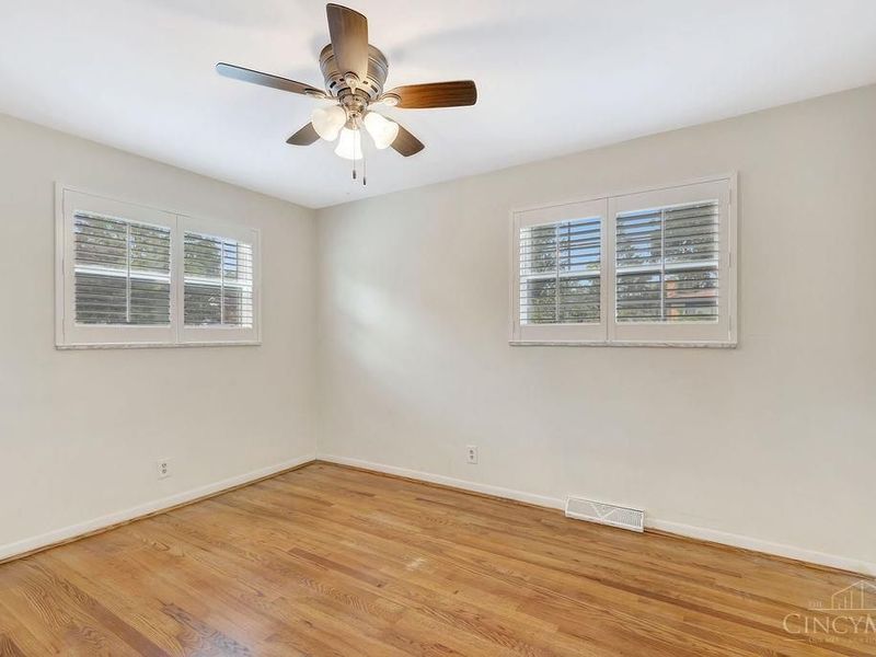 8000 Queens Avenue, Sycamore Township, OH 45236 Photo 6