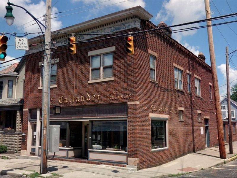 256 E Whittier Street , Columbus, OH 43206 Photo 1