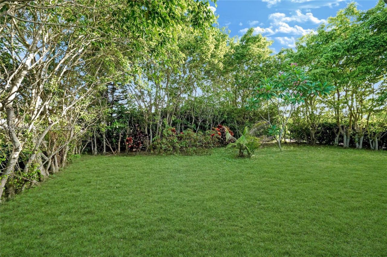 9800 NW 70th Ct , Tamarac, FL 33321 Photo