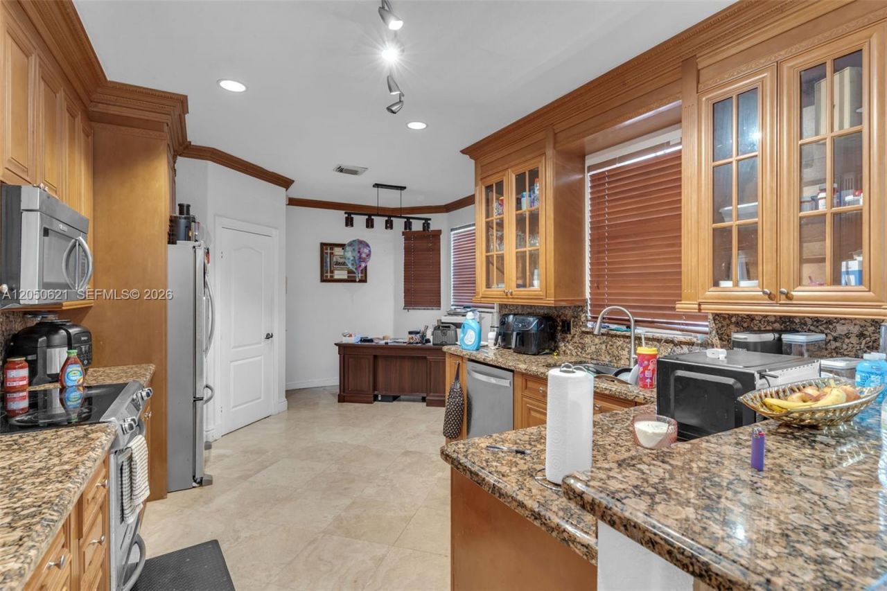 1331 SW 153rd Path , Miami, FL 33194 Photo
