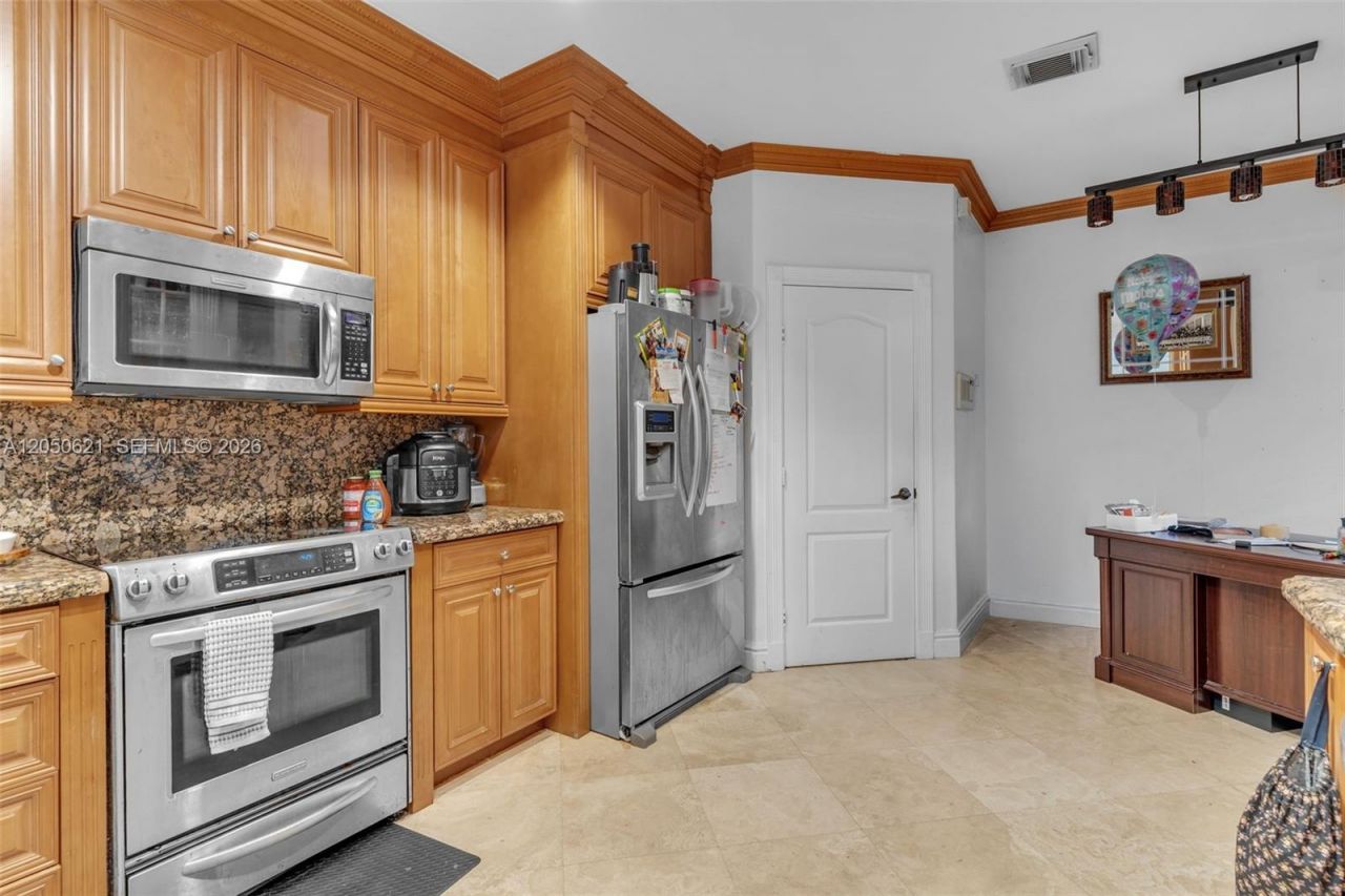 1331 SW 153rd Path , Miami, FL 33194 Photo