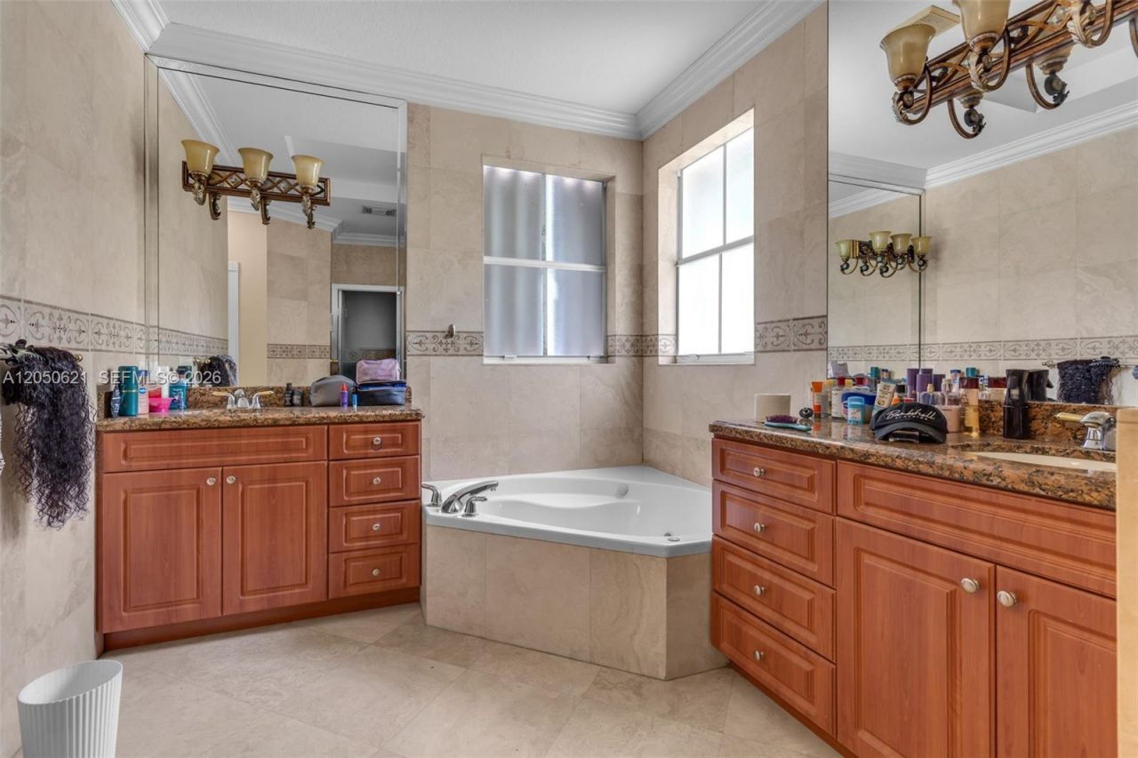 1331 SW 153rd Path , Miami, FL 33194 Photo