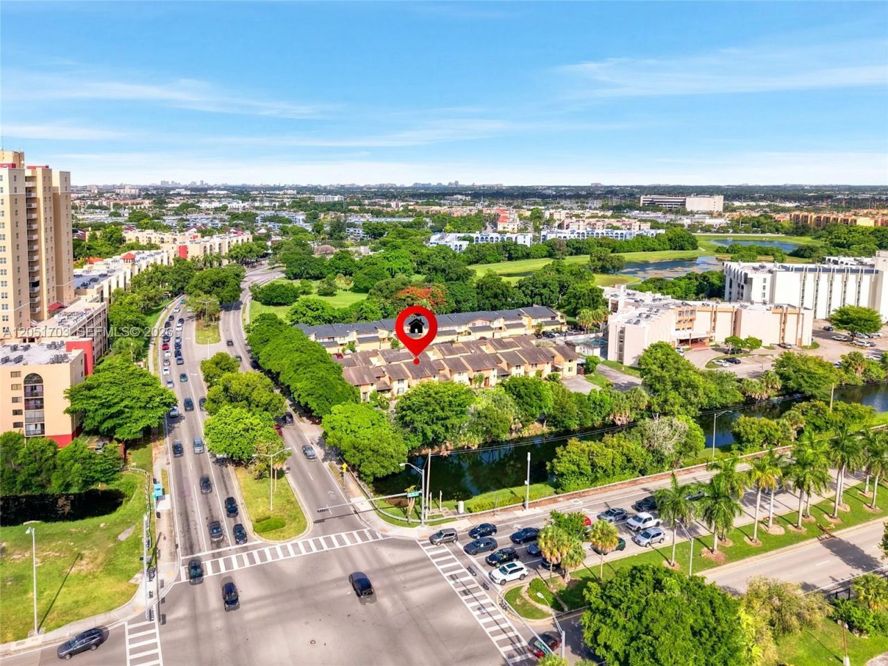 9674 Fontainebleau Blvd , Unit 28, Miami, FL 33172 Photo