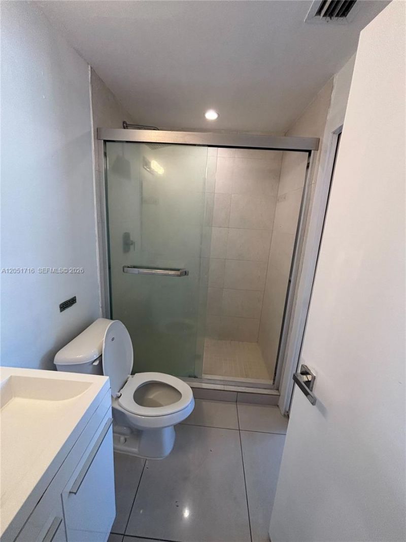 821 SW 18th Ave, Unit 206, Miami, FL 33135 Photo