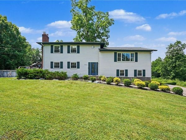 952 Ravenna Road , Kent, OH 44240