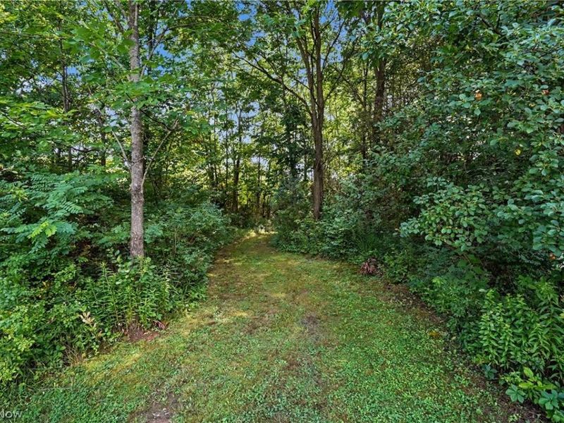 952 Ravenna Road, Kent, OH 44240 Photo 28