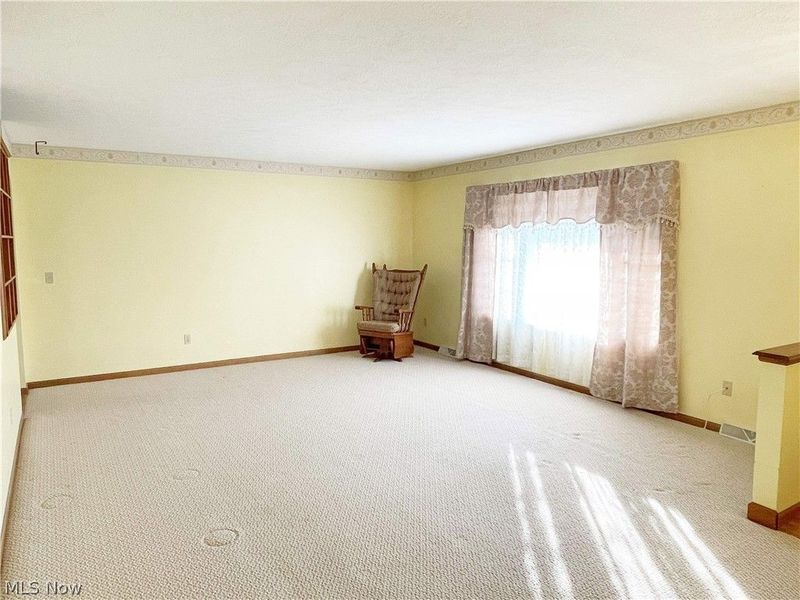 34877 Clear Creek Drive, North Ridgeville, OH 44039 Photo 12