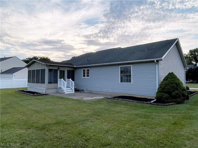 34877 Clear Creek Drive, North Ridgeville, OH 44039 Photo 4