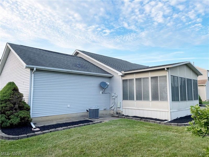 34877 Clear Creek Drive, North Ridgeville, OH 44039 Photo 7