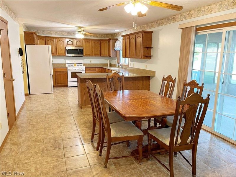 34877 Clear Creek Drive, North Ridgeville, OH 44039 Photo 9